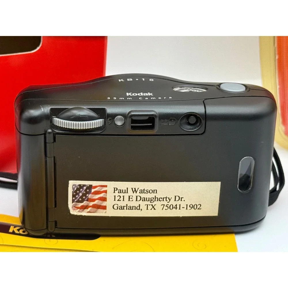 Kodak KB18 35mm Film Camera Outfit Gift Box Point and Shoot Black Vintage